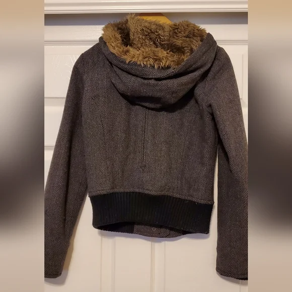 AE Crop Herringbone Jacket - Picture 5 of 5